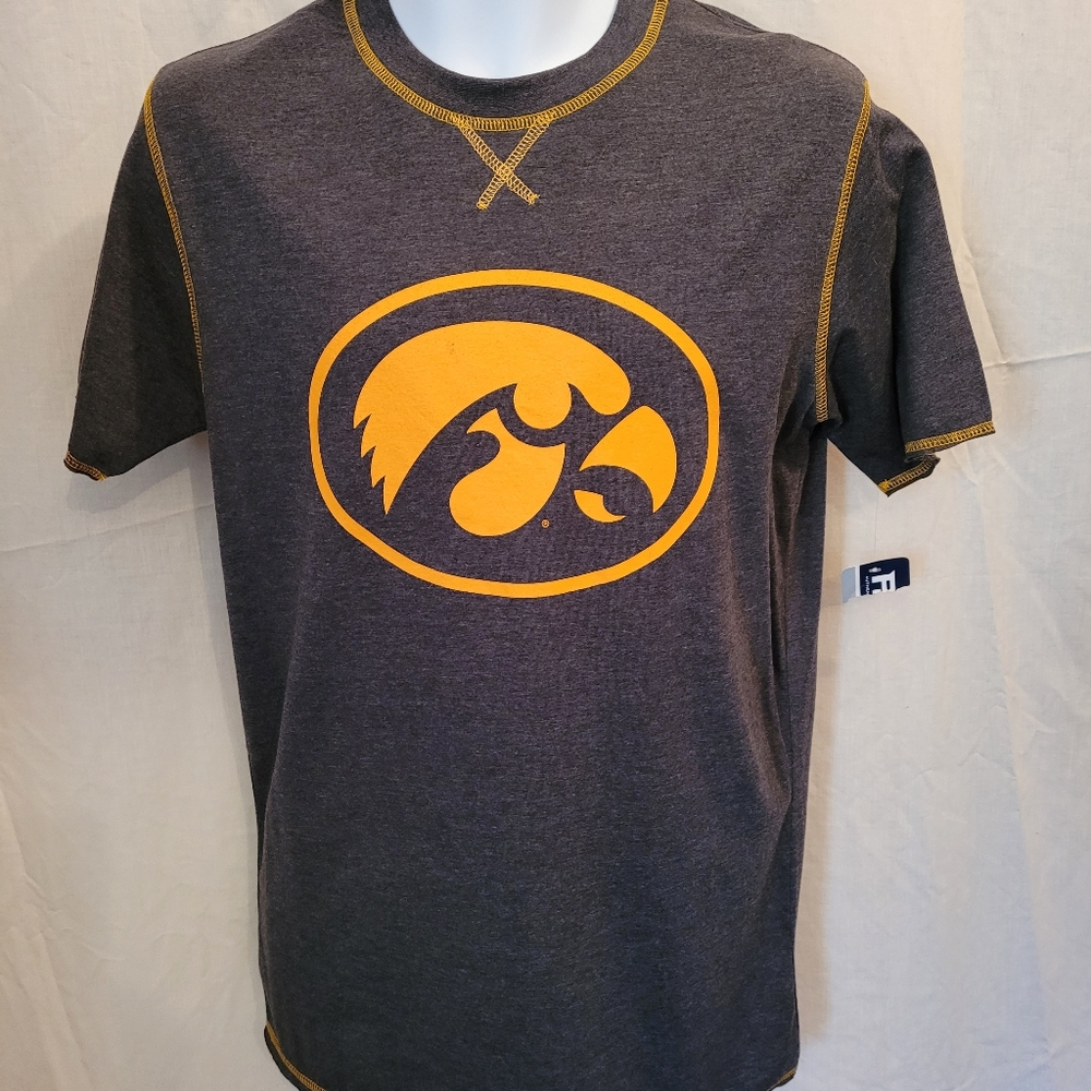 Pro Edge Iowa Hawkeyes Tee Shirt